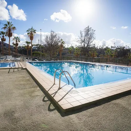 Americas With Ocean Views Apartamento *